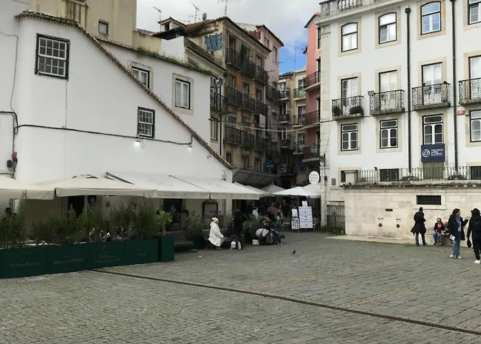 Alfama Apartamento *